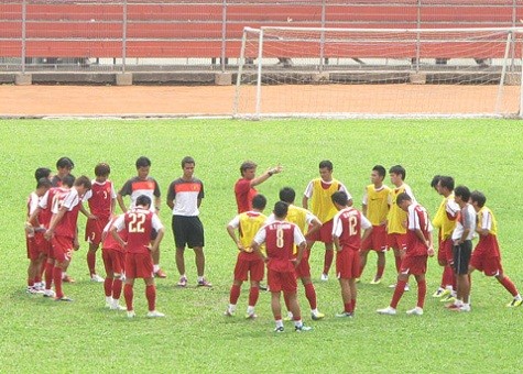 Các cầu thủ U.23 VN tập luyện chuẩn bị cho trận đấu cuối vòng bảng gặp U.23 Lào. Ảnh: VFF