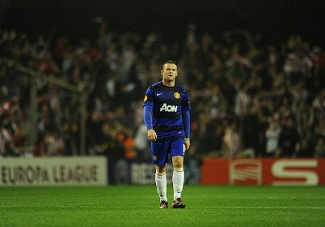 Sự thất vọng của Wayne Rooney khi bị loại khỏi Europa League
