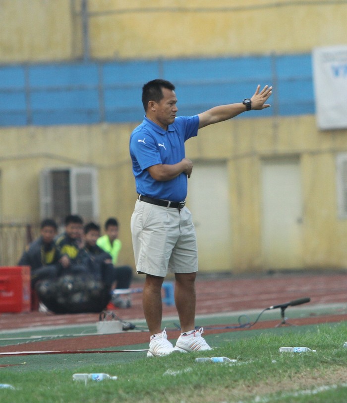 HLV Lư Đình Tuấn bị mất ghế sau 3 trận thua liên tiếp của SG.FC
