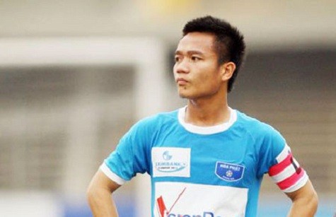 QNK. Quảng Nam là đội bóng đầu tiên chính thức đề nghị ký hợp đồng với Đinh Thanh Trung