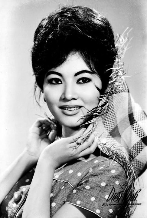 Thẩm Thúy Hằng được mệnh danh là &quot;Nữ hoàng nhan sắc&quot;, là biểu tượng của sắc đẹp phụ nữ Sài Gòn một thời