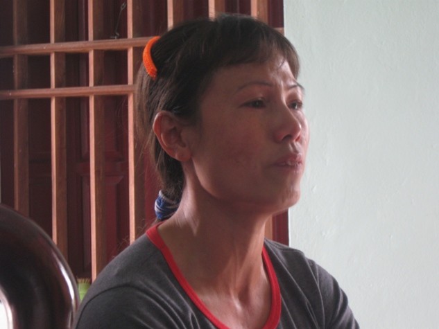 Nước mặt nghẹn đắng của bà Phạm Thị Chén.