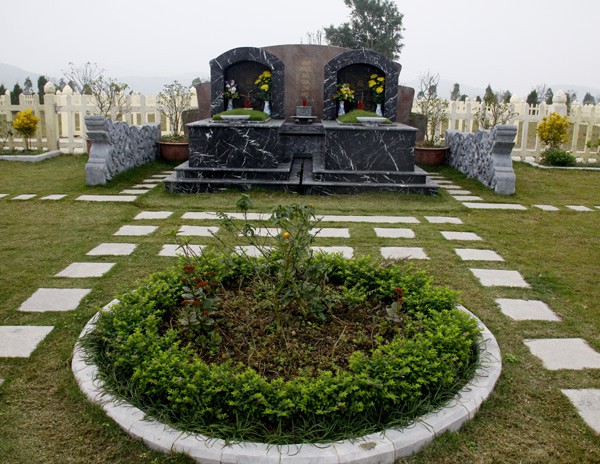 Hình ảnh ngôi mộ giá 5 tỷ đồng ở Hòa Bình  ảnh 10
