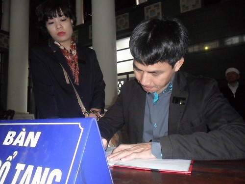 Diễn viên Xuân Bắc ngậm ngùi ghi lời tiễn biệt "bố" Văn Hiệp.