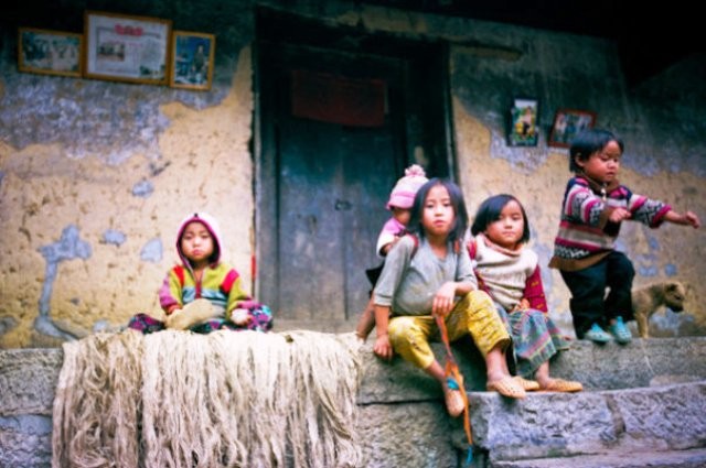 Những đứa trẻ vùng biên Hà Giang đã 8, 9 tuổi nhưng nhà nghèo nên không được đến trường