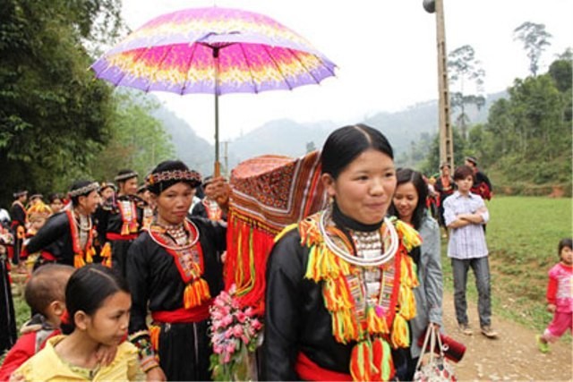 Cô gái dân tộc La Hủ thuộc tỉnh Lai Châu