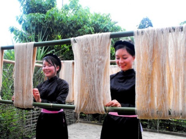 Các cô gái người Thượng Lâm (Tuyên Quang) từ lâu đã được mệnh danh huyền thoại "miền gái đẹp"