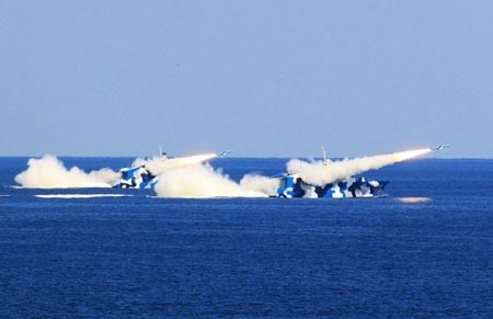 Hải quân Trung Quốc diễn tập trên biển