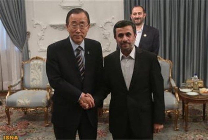 Ông Ban Ki Moon gặp gỡ Tổng thống Iran Mahmoud Ahmadinejad ở Tehran