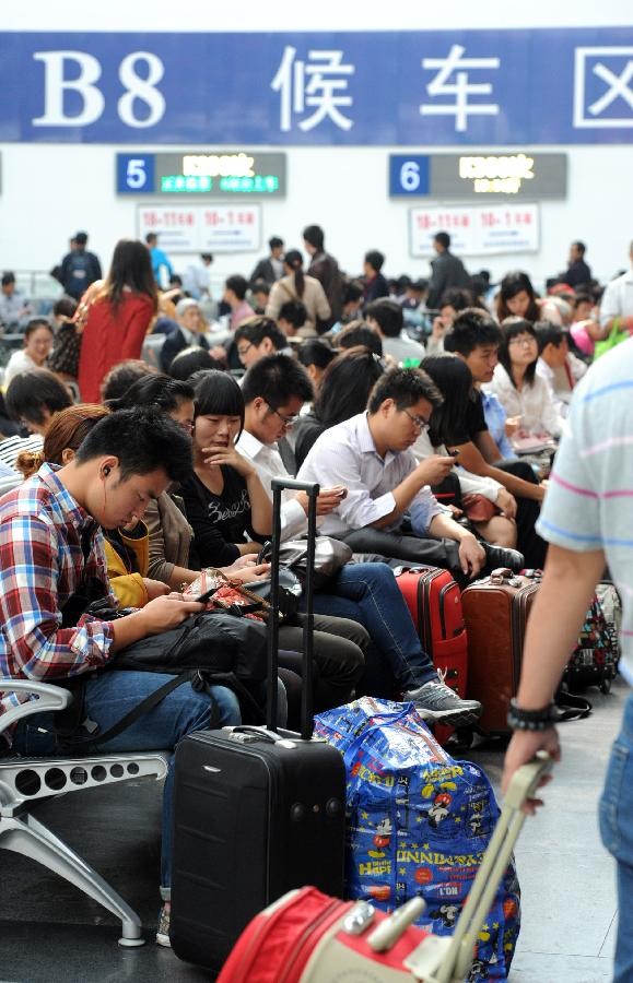 Trong 2 ngày cuối tuần, hệ thống xe lửa của Trung Quốc sẽ phải vận chuyển gần 81 triệu hành khách, tăng 7,6% so với năm ngoái