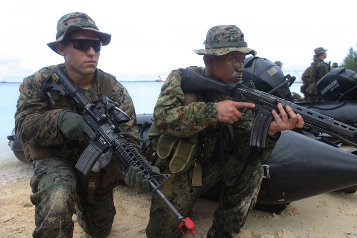 Quân đội Mỹ và Nhật Bản tập trận chung tại đảo Guam