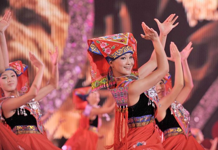 Liên hoan này là dịp trình diễn những câu chuyện dân gian, dân ca và nét đẹp truyền thống dân tộc Choang tỉnh Quảng Tây