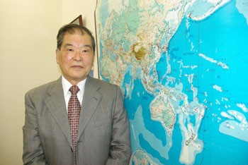 Cựu Chỉ huy trưởng Liên đội Không quân săn tàu ngầm của Lực lượng Phòng vệ Biển Nhật Bản Sumihiko Kawamura.