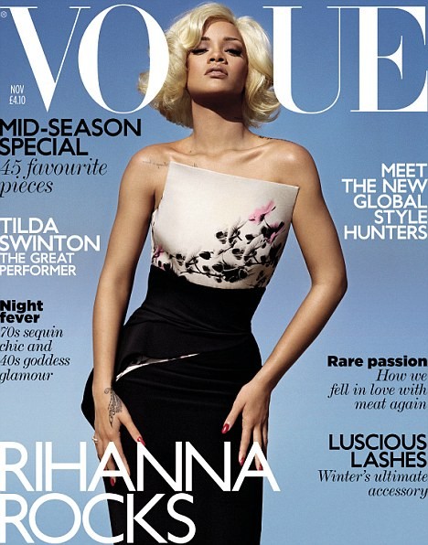 Rihanna đầy ấn tượng và sexy trên trang bìa tạp chí Vogue.