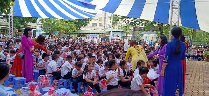 Trường Tiểu học Nguyễn Du (Thành phố Biên Hòa) tổ chức Tổng kết năm học 2018-2019 và Khai mạc Hè 2019. (Ảnh: Cổng thông tin điện tử Sở Giáo dục và Đào tạo Đồng Nai)