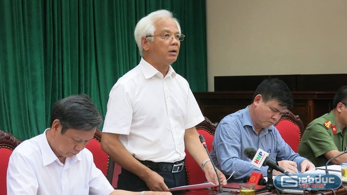 Ông Nguyễn Thế Toàn – Phó Trưởng ban thường trực Ban Nội chính Thành ủy Hà Nội phát biểu tại buổi giao ban báo chí. ảnh: Đỗ Thơm.
