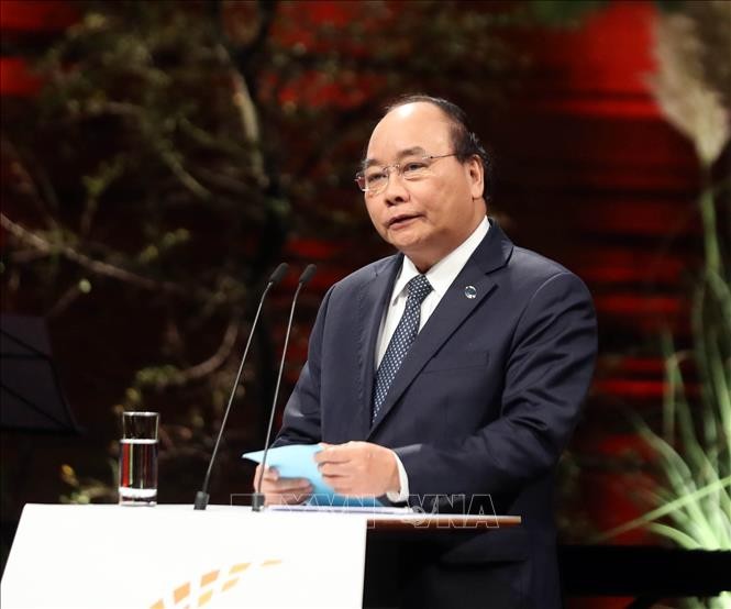 Thủ tướng Nguyễn Xuân Phúc phát biểu tại Hội nghị. Ảnh: TTXVN