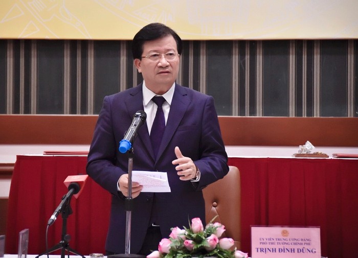 Phó Thủ tướng Trịnh Đình Dũng chủ trì Hội nghị. Ảnh: Báo Dân Việt