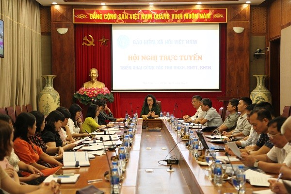 Lãnh đạo Bảo hiểm xã hội Việt Nam yêu cầu tập trung cao độ công sức, nguồn lực để hoàn thành công tác thu bảo hiểm xã hội.