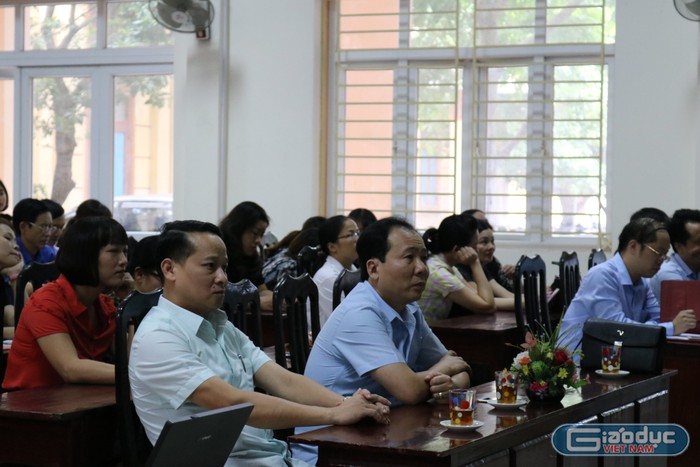 Hội thảo nhận được sự quan tâm từ Thị ủy, Ủy ban nhân dân Thị xã Phú Thọ. Ảnh: Đỗ Thơm