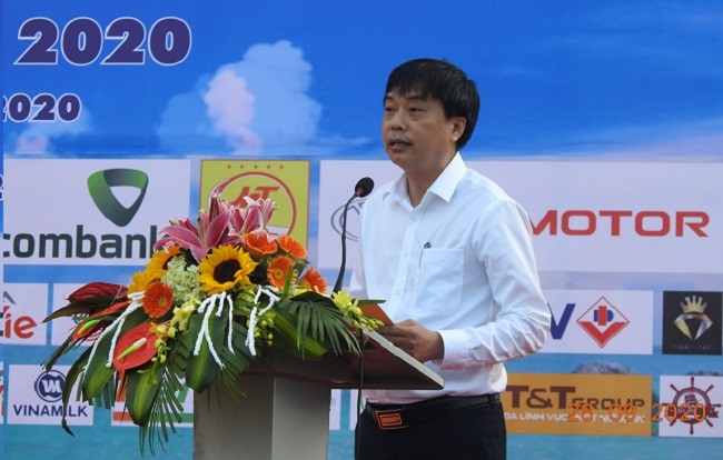 Ông Bùi Quốc Đạt - Phó Chủ tịch Ủy ban nhân dân Thành phố Sầm Sơn (Thanh Hóa) đánh giá cao ý nghĩa của việc tổ chức Giải bóng đá các cơ quan Báo chí toàn toàn quốc Press Cup 2020 tại địa phương.