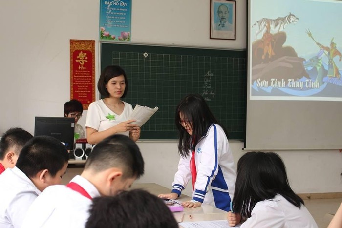 Cô giáo Trần Thị Thảo trong một giờ lên lớp. Ảnh: NVCC