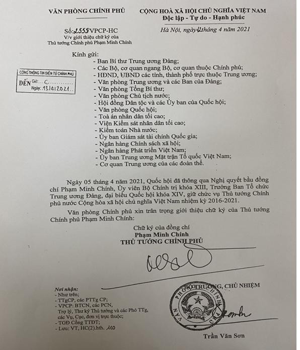 Văn bản giới thiệu chữ ký của Thủ tướng Chính phủ Phạm Minh Chính.