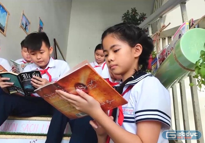 Em Hà Phương Linh, học sinh lớp lớp 4/6.