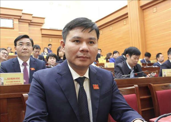 Ông Nguyễn Huy Lê được phê chuẩn kết quả bầu giữ chức Phó Chủ tịch Ủy ban nhân dân tỉnh Hưng Yên. Ảnh TTXVN
