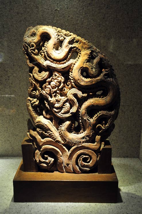 Rồng trang trí trên kiến trúc triều Lý, Trần, thế kỷ 11-14.