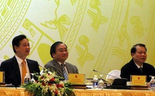 Từ trái sang phải: Thủ tướng Nguyễn Tấn Dũng, các phó thủ tướng Hoàng Trung Hải, Vũ Văn Ninh tại buổi làm việc với các tập đoàn, tổng công ty nhà nước hôm 16/1 vừa qua.