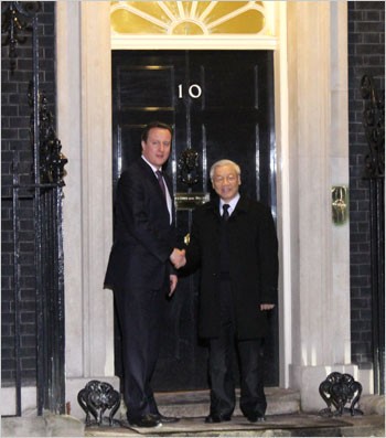 Thủ tướng Anh David Cameron đón và hội đàm với Tổng Bí thư Nguyễn Phú Trọng