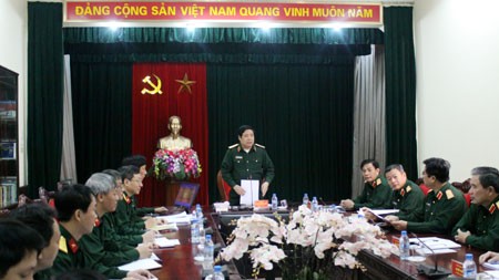 Đại tướng Phùng Quang Thanh làm việc với lãnh đạo, chỉ huy Cục CNTT
