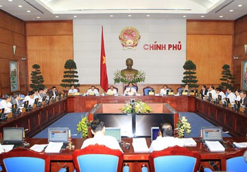 Thủ tướng Nguyễn Tấn Dũng chủ trì phiên họp góp ý Dự thảo báo cáo của Chính phủ về kết quả lấy ý kiến Dự thảo sửa đổi Hiến pháp 1992. Ảnh: TTXVN