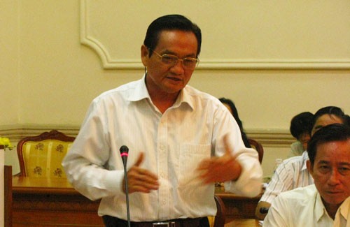 TS Trần Du Lịch phát biểu tại cuộc họp