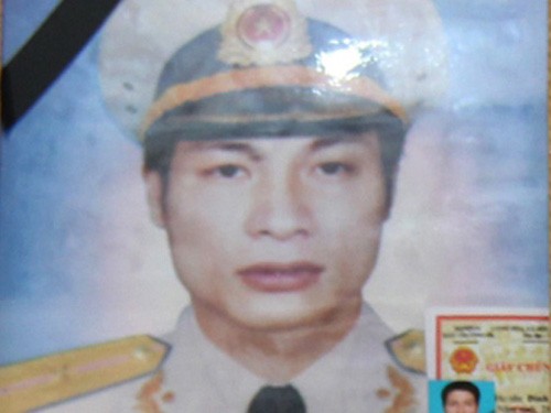 Trung úy Đinh Văn Nam hy sinh khi đang thực hiện nhiệm vụ bảo vệ chủ quyền Tổ quốc