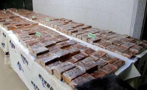 229 kg heroin bị nhà chức trách Đài Loan bắt giữ nằm trong lô hàng 438 kg xuất phát từ TP HCM. Ảnh: AFP.