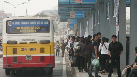 Dịch vụ xe buýt phải thuận tiện, phù hợp với nhu cầu đi lại của đa số người dân, để khuyến khích người dân sử dụng xe buýt, tạo tiền đề cho việc hạn chế sử dụng phương tiện cá nhân