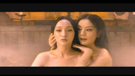 Trong bộ phim Họa bì 2, Triệu Vy sẽ vào vai Tĩnh công chúa còn Châu Tấn hóa thân thành ma nữ Tiểu Duy. Ảnh cắt từ clip: Sina