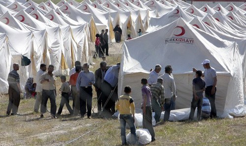 Khu lều trại được dựng lên tai Thổ Nhĩ Kỳ cho những người tị nạn Syria. Ảnh: Internet.