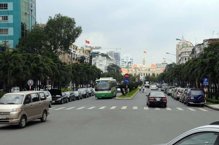 Đường phố ở trung tâm quận 1, thành phố Hồ Chí Minh. Ảnh: Internet.