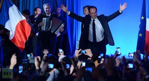 Người dân Pháp đặt nhiều kỳ vọng vào vị tân Tổng thống mới Francois Hollande.