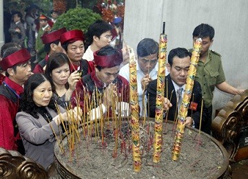 "Tín ngưỡng thờ cúng Hùng Vương ở Phú Thọ chuẩn bị trình UNESSCO để được công nhận là di sản văn hóa phi vật thể đại diện của nhân loại. Ảnh: Thanh Tùng/TTXVN.