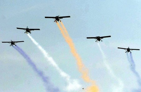 Các máy bay của không quân Pakistan tham gia một buổi trình diễn hồi năm 2005.