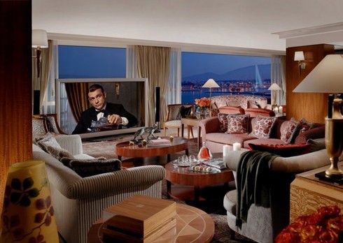 President Wilson là một trong 3 khách sạn đầu tiên trên thế giới trang bị ti vi màn hình phẳng rộng 103 inch trị giá 130.000 USD.