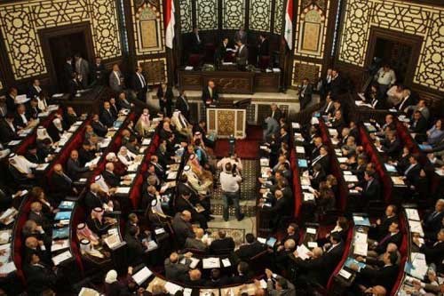 Các thành viên Quốc hội mới của Syria tổ chức phiên họp đầu tiên ở Damascus. Ảnh: AFP.