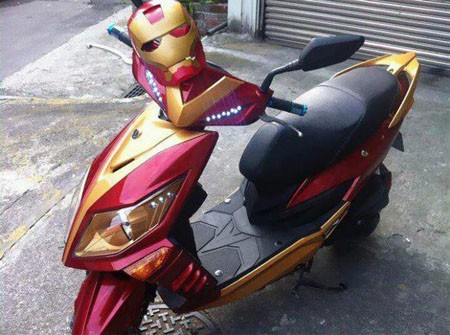 Chiếc xe của fan hâm mộ "Người Sắt" (Iron Man).