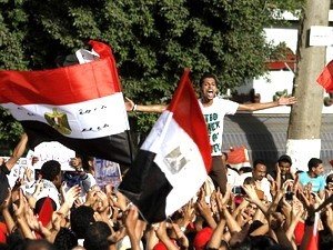 Biểu tình lớn chống lại phán quyết tòa án với cựu tổng thống Ai Cập Mubarak ở quảng trường Tahrir, ngày 2/6. Nguồn: Getty Images.
