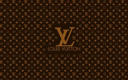 Không lâu sau đó, vào năm 1896, Georges Vuitton tiếp tục cho ra đời họa tiết mang tên Monogram, gồm những hoa văn 4 cánh hoa xếp cạnh nhau, đậm nét cổ điển và sang trọng. Cùng với Damier, Monogram có mặt trên mọi sản phẩn của Louis Vuitton, bên cạnh hai chữ L và V được lồng vào nhau một cách khéo léo.