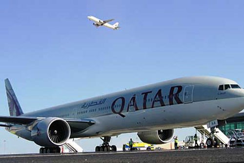 1. Qatar Airline Hãng hàng không 5 sao của Qatar được thành lập năm 1994, trụ sở đặt tại Doha. Hãng hàng không quốc gia Qatar hiện sở hữu một trong những đội bay trẻ nhất thế giới với độ tuổi trung bình của máy bay là 4 năm.